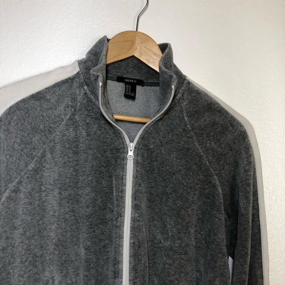 Forever 21 Grey Zip-up Jacket - Picture 4 of 8